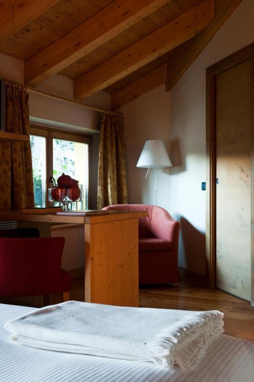 Hotel Meuble Sertorelli Reit Bormio Room photo